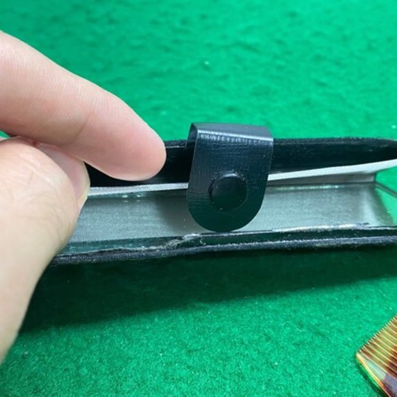 Small portable mirrors with comb, cloth case with mirror and comb - Picture 6 of 10